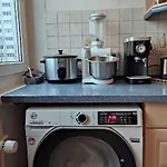 Komfortables Und Sauberes Zimmer